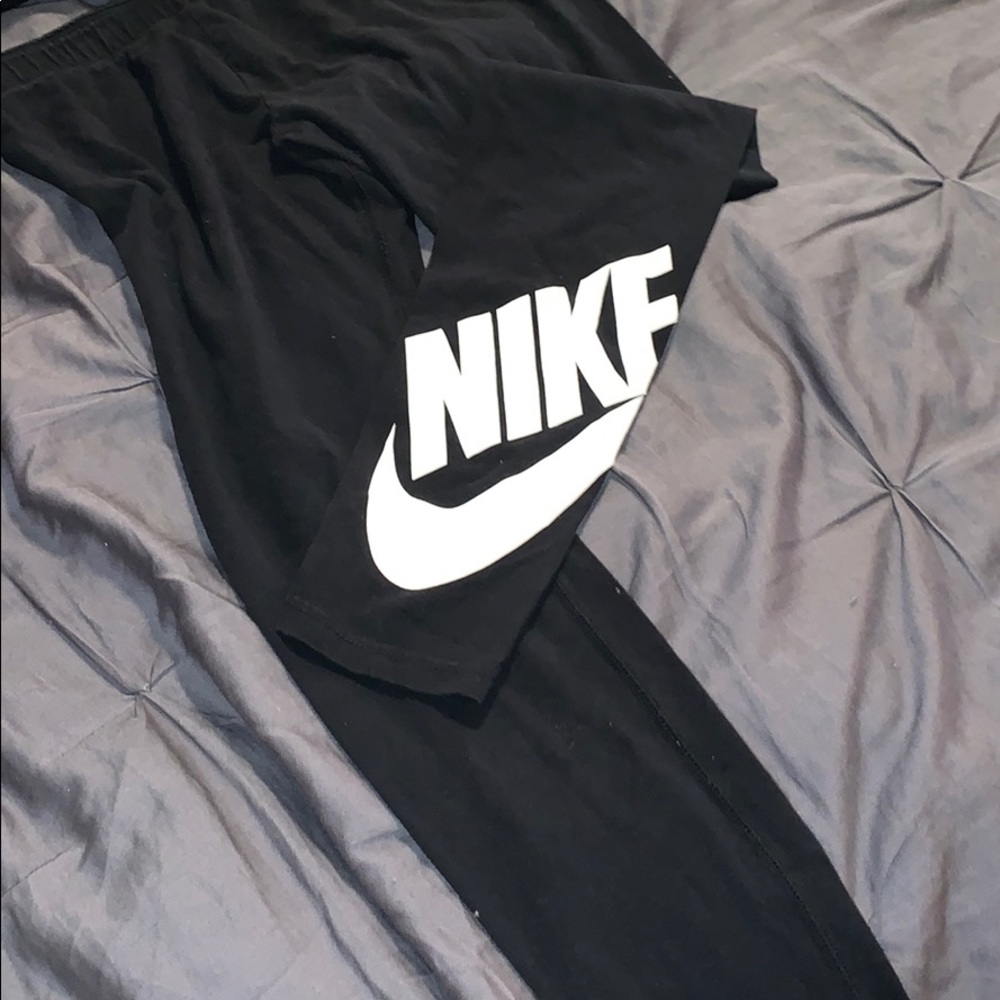 Nike leggings